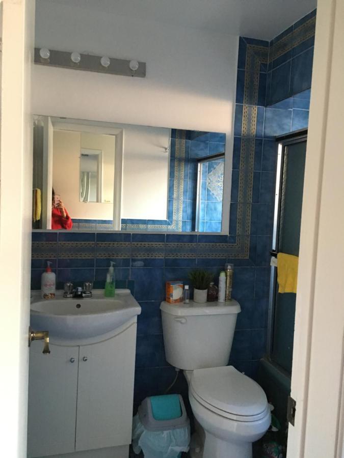 Freeda'S Place Торонто Экстерьер фото