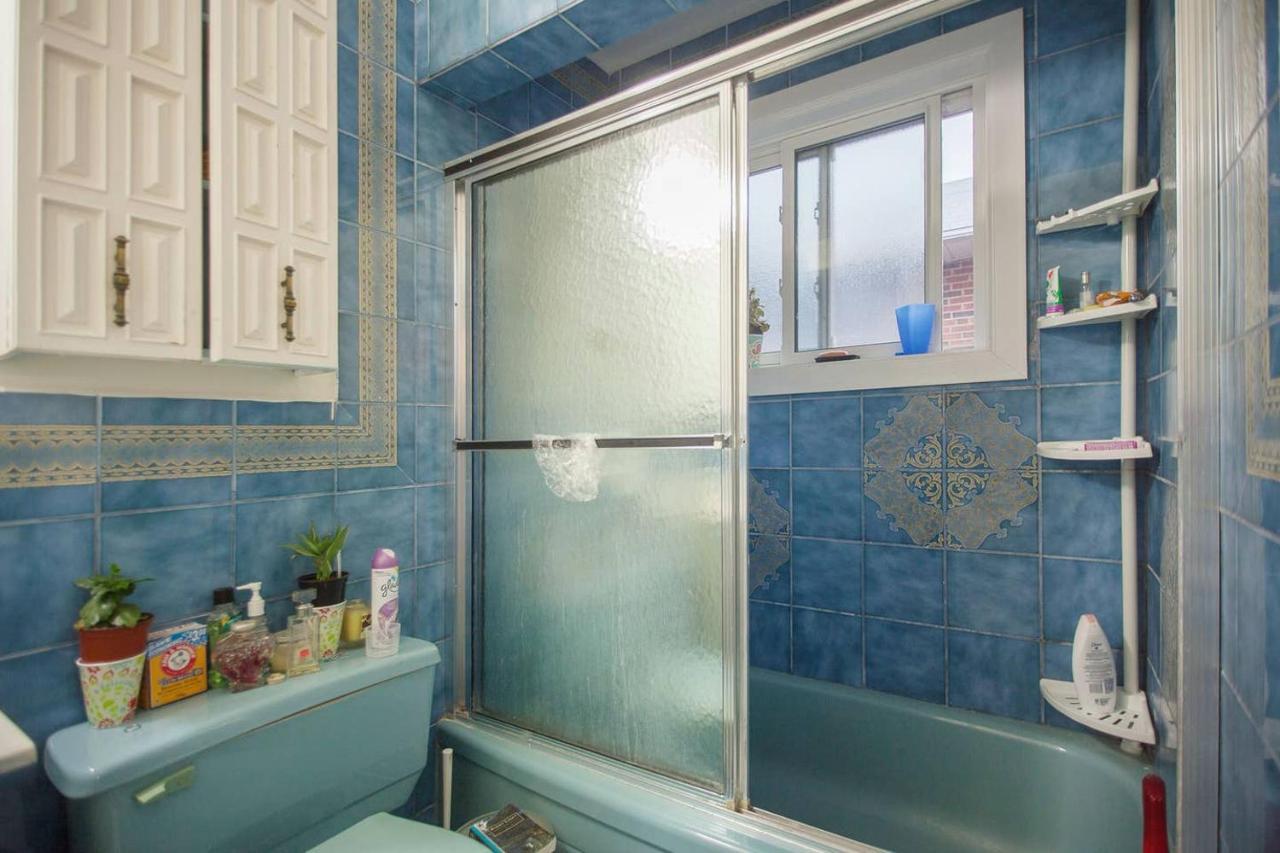 Freeda'S Place Торонто Экстерьер фото