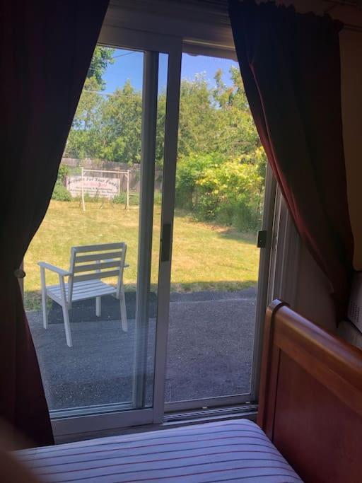 Freeda'S Place Торонто Экстерьер фото