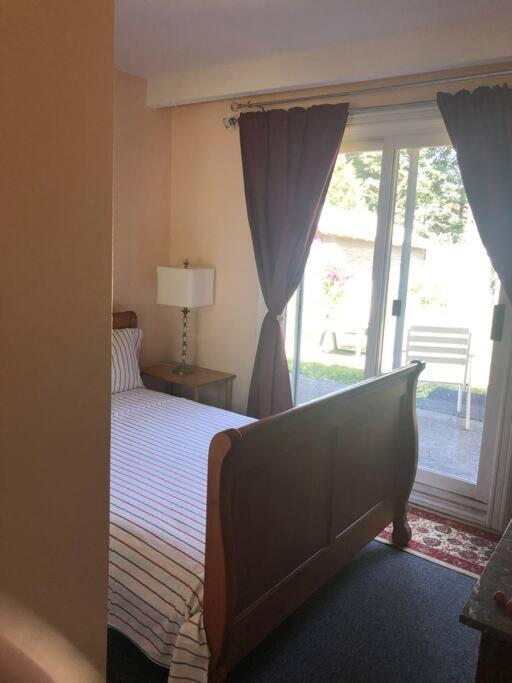 Freeda'S Place Торонто Экстерьер фото